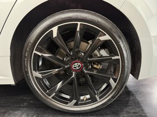 Toyota Corolla 2.0 180H GR-SPORT E-CVT