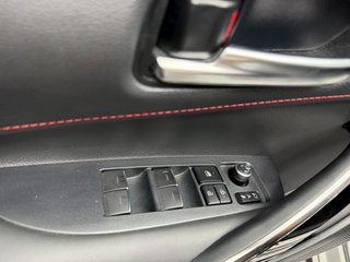 Toyota Corolla 2.0 180H GR-SPORT E-CVT