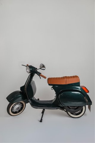 Vespa PK 125 totalmente restaurada