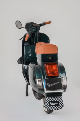 Vespa PK 125 totalmente restaurada