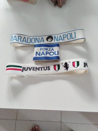Lote de 3 pulseras de fútbol