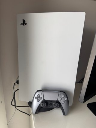 PlayStation 5 Digital Edition Blanca + mando