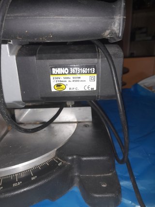 Sierra eléctrica de corte,ocasión.