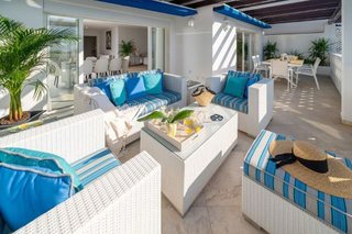 Ático en alquiler en Puerto Banús en Marbella
