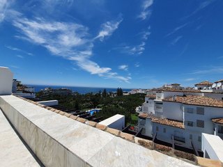 Ático en alquiler en Puerto Banús en Marbella