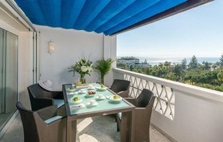Ático en alquiler en Puerto Banús en Marbella