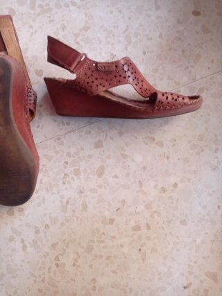 Sandalias Pikolinos Marrones