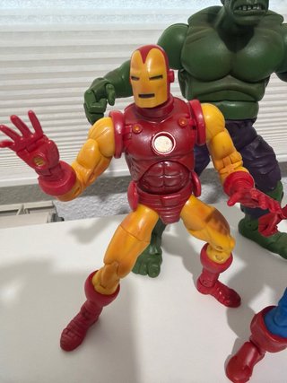 Marvel Legends Vengadores ToyBiz Figuras