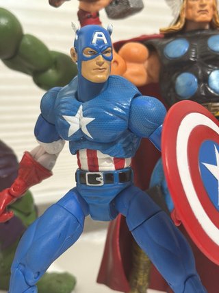 Marvel Legends Vengadores ToyBiz Figuras