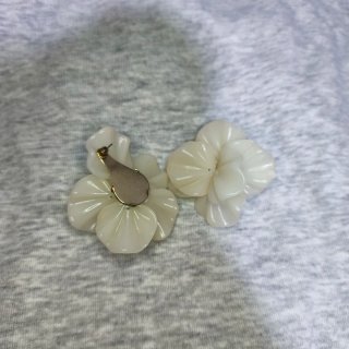 Pendientes Flores Resina Blancos