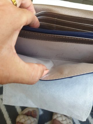 Cartera Tous icónica azul y rosa