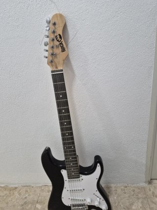 Guitarra Eléctrica Negra