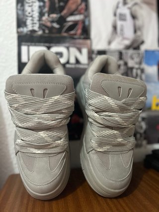 Zapatillas grises