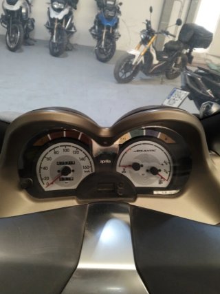 Piaggio Atlantic 125 Maxi Scooter
