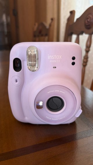 Cámara Instax Mini 11 y Accesorios