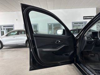 BMW SERIE 3 320E (2023)