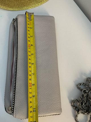 Bolso de mano gris claro