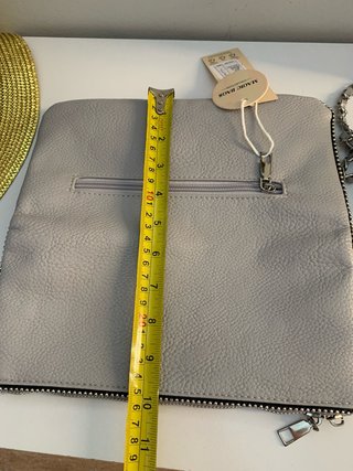 Bolso de mano gris claro