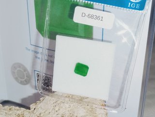 Esmeralda Natural Certificada IGE 1,41 ct Brasil