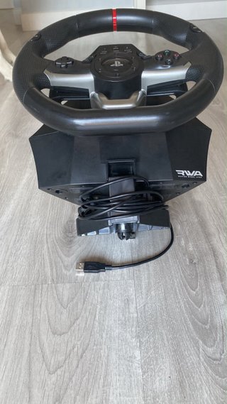 Volante y Pedales PS4 Hori