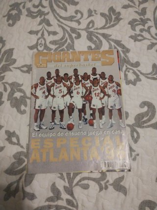 Lote 3 revistas Gigantes del Superbasket