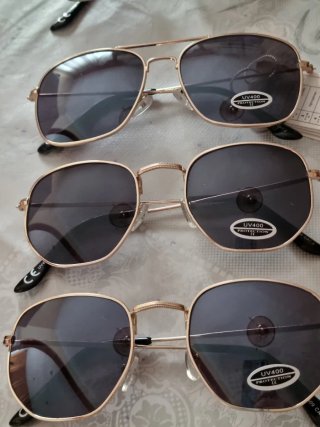 Lote  10 Gafas de Sol SEEVISION