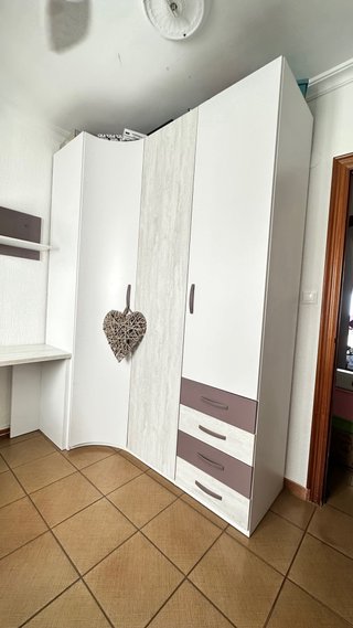 Dormitorio juvenil completo. URGE VENTA!