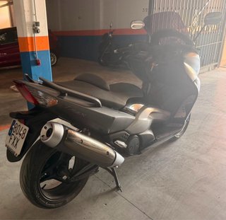 Yamaha Tmax 500 Maxi Scooter