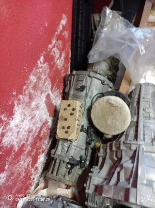 Caja de cambios para piezas o reparar