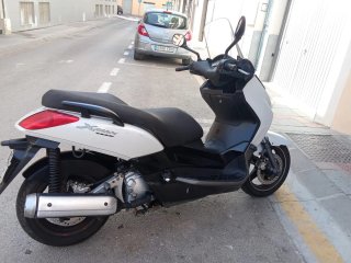 Yamaha Xmax 250cc Maxi Scooter
