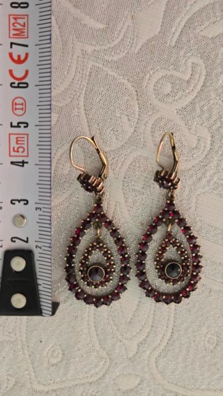 Pendientes antiguos granates