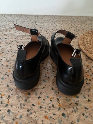 Zapatos Zara negros charol
