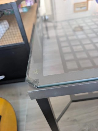 Mesa centro cristal y metal