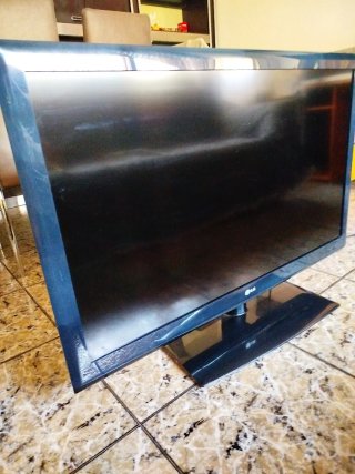 Televisor LG 42LE4500 42