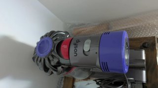 Dyson V8 Absolute aspirador con complementos