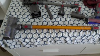 Dyson V8 Absolute aspirador con complementos