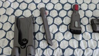 Dyson V8 Absolute aspirador con complementos