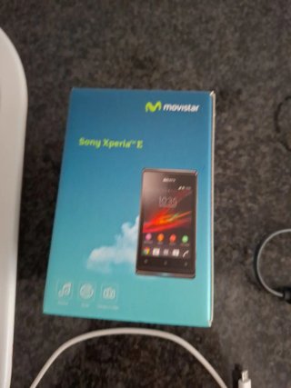 Movil Sony Xperia E Negro