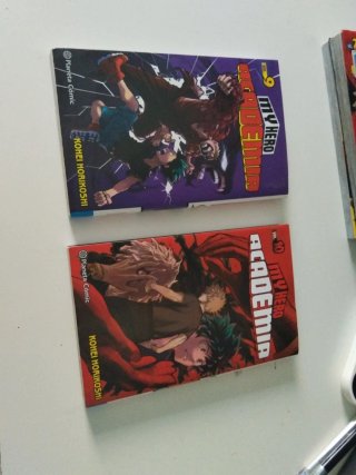 Mangas my hero academia 1-10 usados