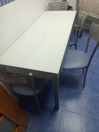 Mesa de cocina moderna de cristal (150x60x75cm)