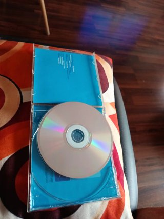 CD Hombres G. Todo esto es muy extraño
