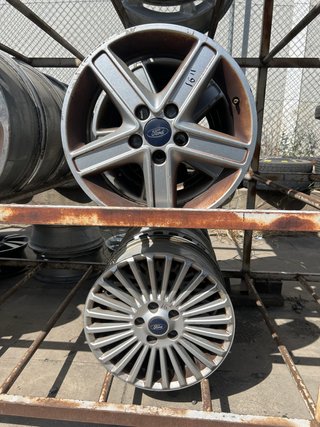 Llantas Ford (4 Unidades)
