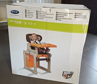 Trona Jané Activa Evo convertible en mesa y silla