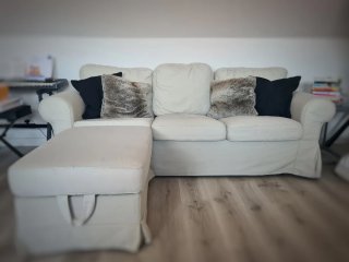 Sofá Ektorp Ikea 3 plazas + Puf