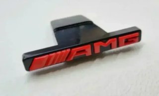 Logo Emblema AMG Mercedes Parrilla Panamericana
