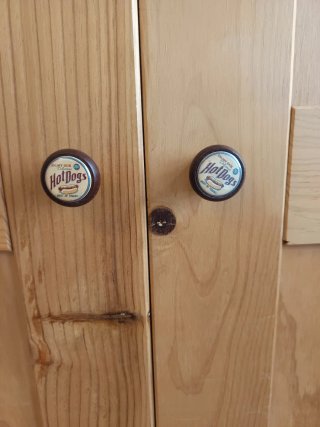 Armario de madera maciza Lufe