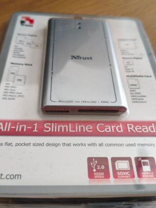 Lector de Tarjetas Trust SlimLine Todo en 1