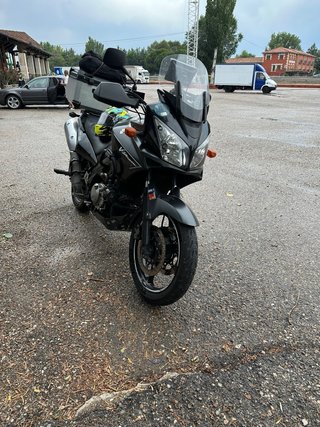 Suzuki V-Strom 650 DL Adventure Touring