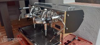 Cafetera ECM Controvento multicaldera  2 grupos