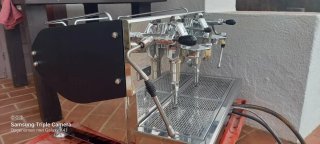 Cafetera ECM Controvento multicaldera  2 grupos